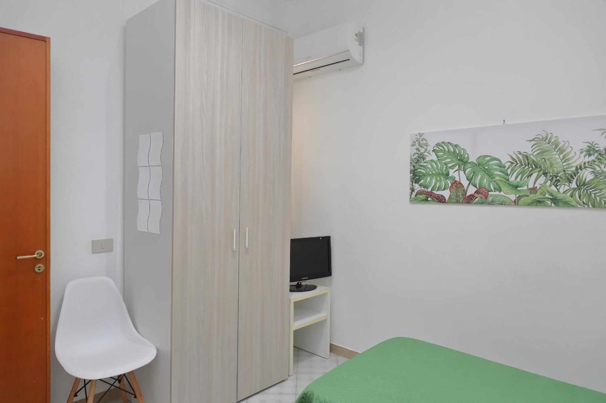 Terrazza Del Cortile - By Vacation Service เชฟาลู ภายนอก รูปภาพ